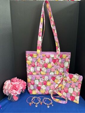 BRILLIANT LILAC PINK YELLOW TULIPS QUILTED TOTE & PHONE POUCH WITH 4 BRACELETS